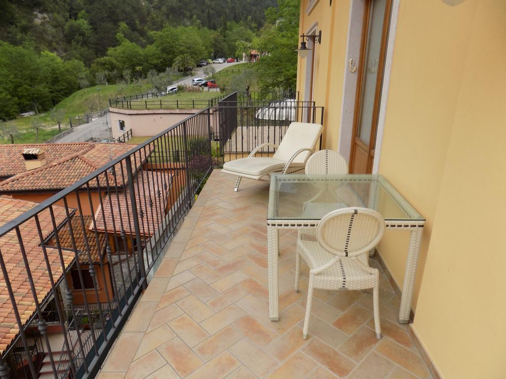 Villa Seriola Limone sul Garda Exteriör bild